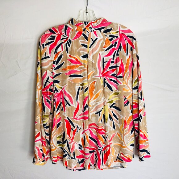 Nic+Zoe Women's Size Medium Geometric Button Up Blouse Top - Picture 4 of 5